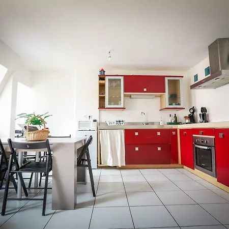 Apartment Chez Charlotte Place Haslinger Colmar